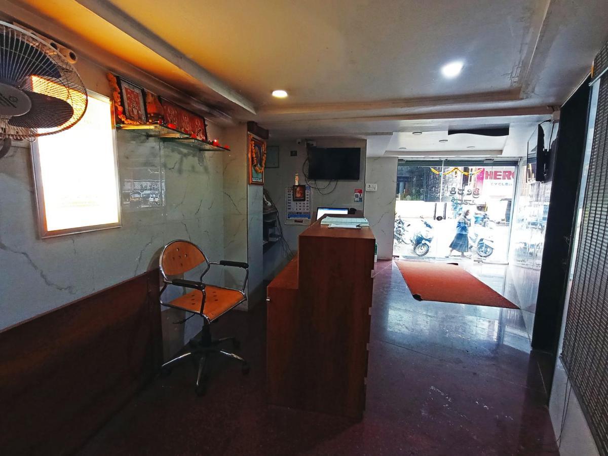 Staymaker Shri Shakti Residency Hubli Exterior foto