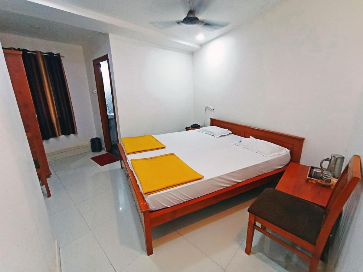 Staymaker Shri Shakti Residency Hubli Exterior foto