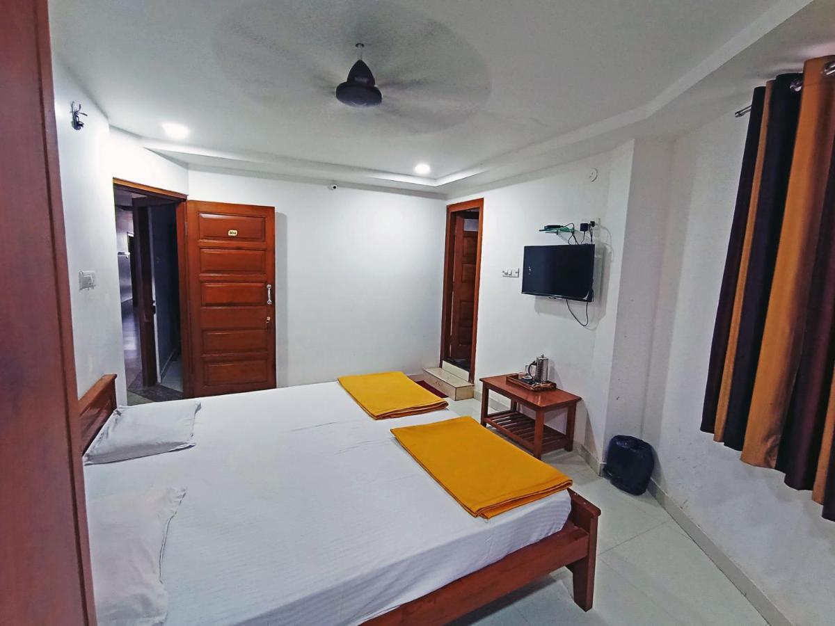 Staymaker Shri Shakti Residency Hubli Exterior foto